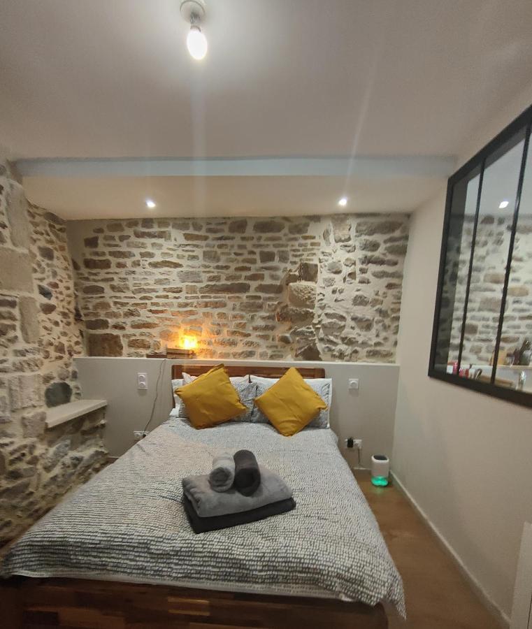 Appart Halo Et Duplex Les Filles Dinan Exterior photo